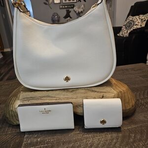Kate Spade Cream Shoulder Bag with Gold Accents